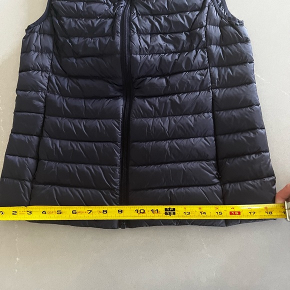 Down vest - Picture 6 of 8